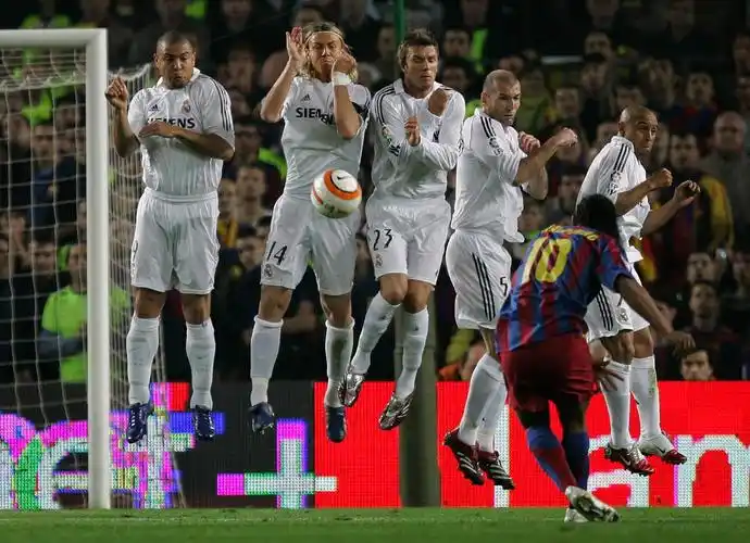 一张海报 一张海报